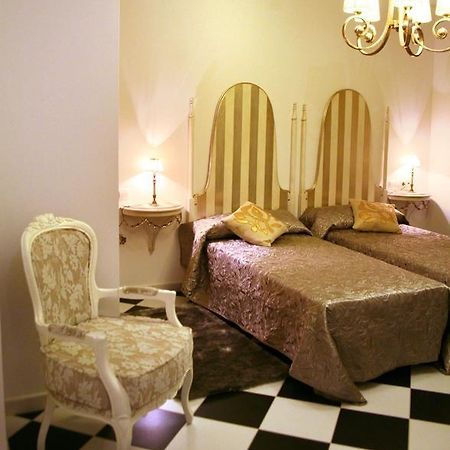 Hostal Meson Castilla Сигуенца Стая снимка